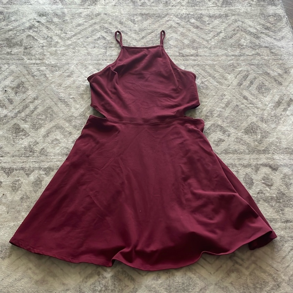 Small maroon dress with slits in the side